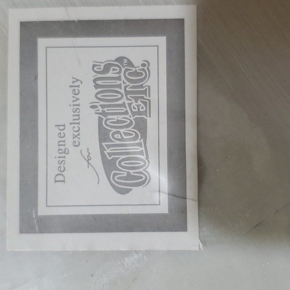 Boy in Blue & Yellow Lying Down on a Sled Holiday Lead Figure - Picture 6 of 6